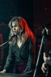 Nonton Film Daisy Jones & the Six Season 1 Episode 2 Terbaru