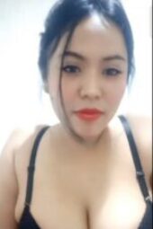 Nonton Film Tante Pepaya vs Brondong Terbaru